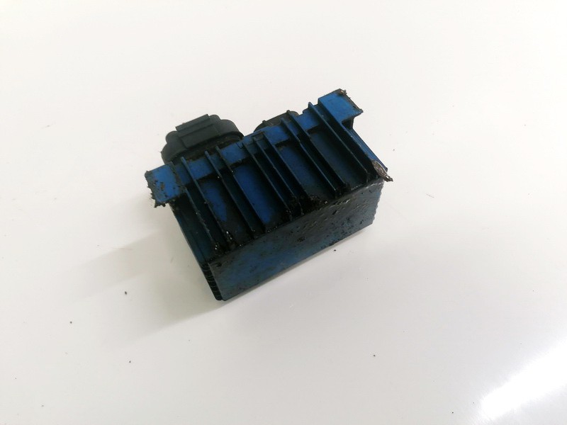 51299044 55557760 Glow plug relay Opel Corsa 2008 1.3L 15EUR