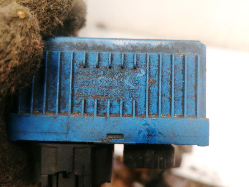 51299044 55557760 Glow plug relay Opel Corsa 2008 1.3L 15EUR