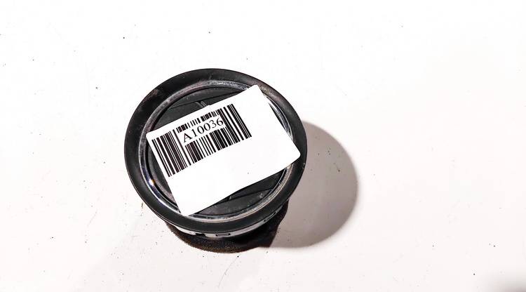 6M21U018B09ADW Ford Mondeo 2008 Rejilla Aireadora -
Moldura protectora de la rejilla de ventilación lateral del panel