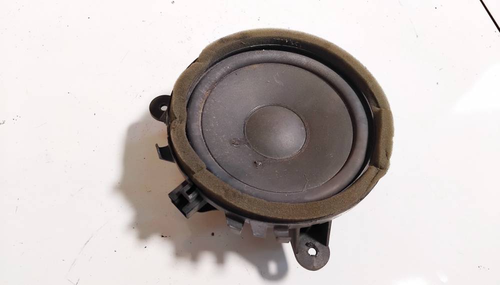 30657445 Volvo V50 2010 Garso kolonele