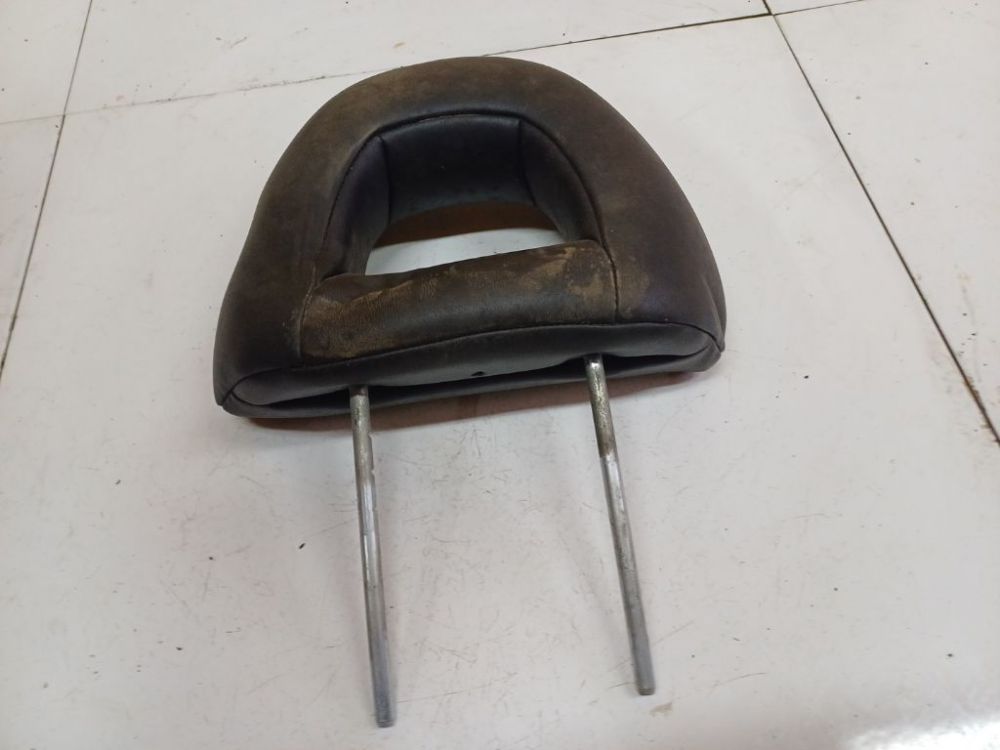 Mitsubishi Pajero 2002 Zagłówek fotela