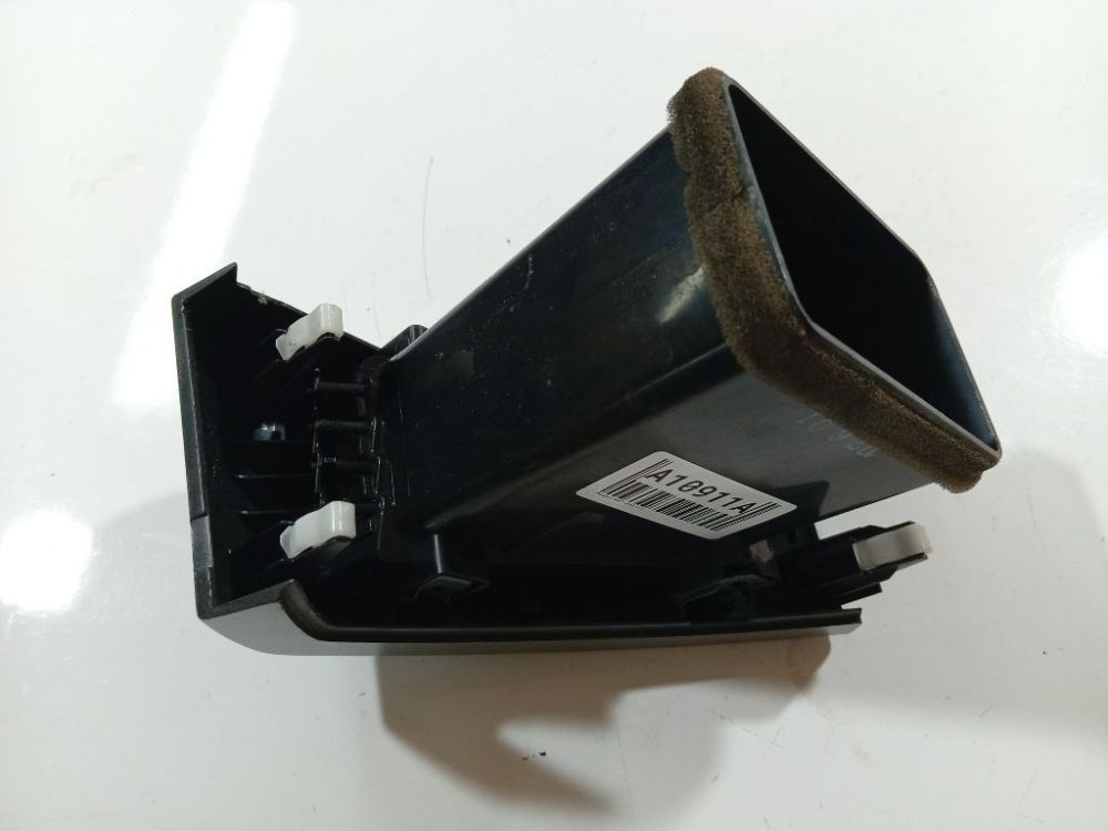 GN71114000 Peugeot 4007 2008 Dash Vent (Air Vent Grille) - Thumbnail 2