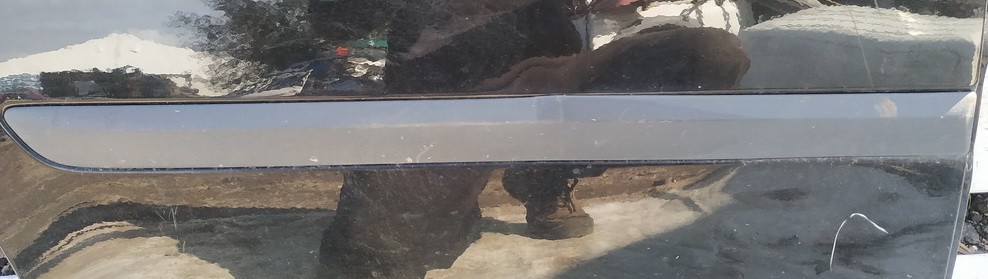 Volvo V50 2005 Zewnętrzna listwa drzwi - TYLNE PRAWE