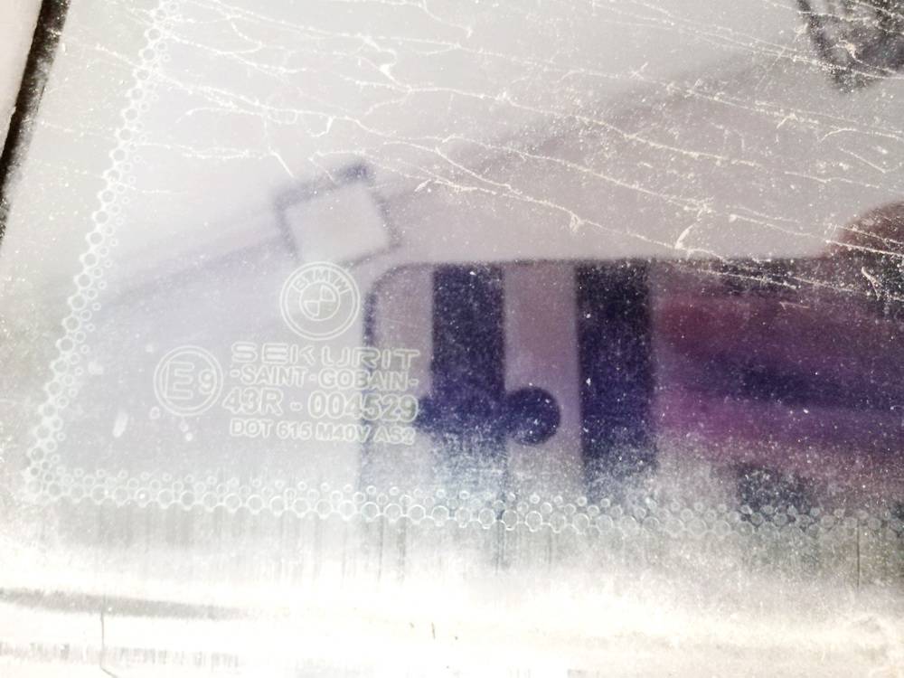 43R004529 BMW X5 2003 Quarter glass - REAR LEFT - Thumbnail 3