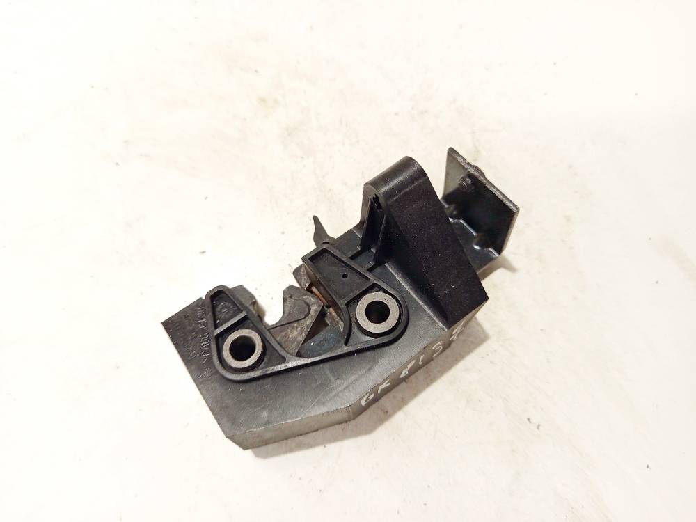 Audi A6 1997 Zamek fotela