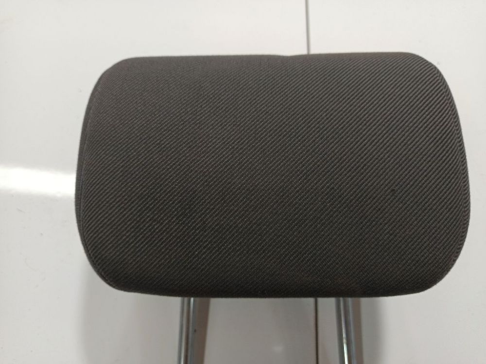 Ford Focus 2006 Seat headrest - Thumbnail 4