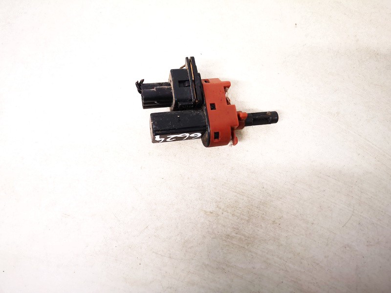 2S6T7C534AA Ford Transit 2005 Czujnik świateł hamulca (przekaźnik-klakson)