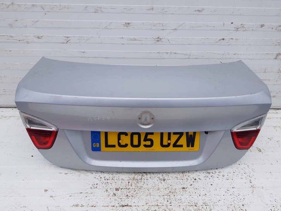 SIDABRINE BMW 3-Series 2005 Galinis dangtis (kapotas) G.