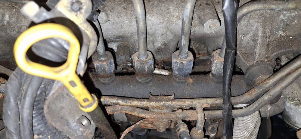 Mazda 6 2004 Fuel injector rail (injectors)(Fuel distributor)