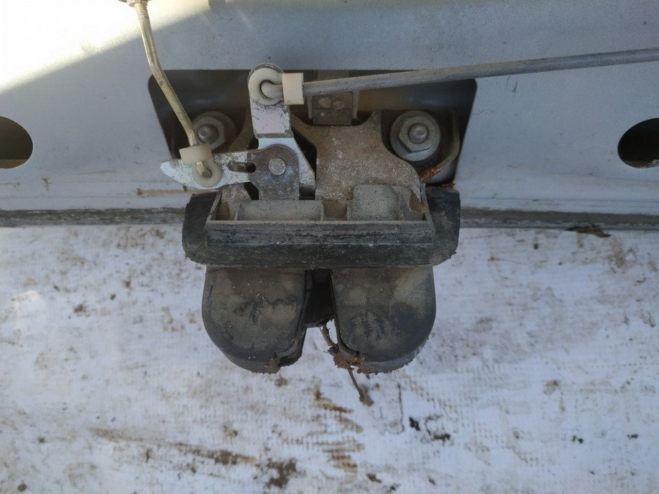 Audi A6 2002 Trunk Lid Lock Latch - REAR - Thumbnail 3