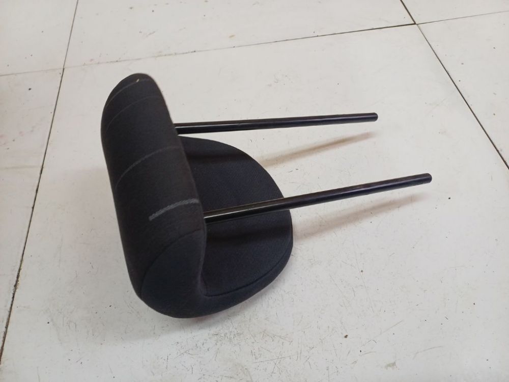 Renault Clio 2004 Zagłówek fotela