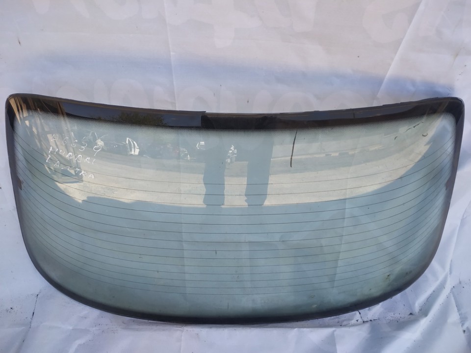 Hyundai Lantra 1994 Stiklas G.