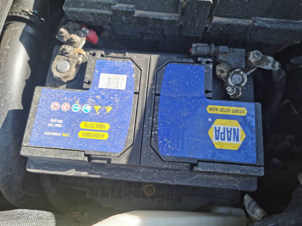 70AH Jeep Cherokee 2015 Battery Assembly