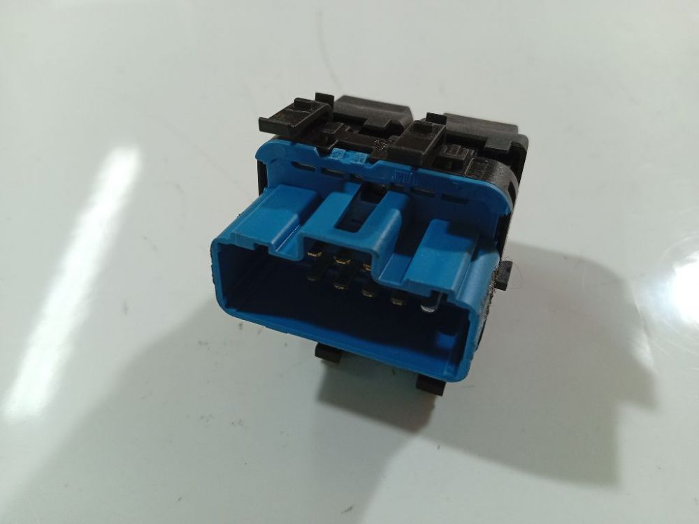 Renault Megane 2004 Stiklo valdymo mygtukas (lango pakeliko mygtukai) - Thumbnail 4