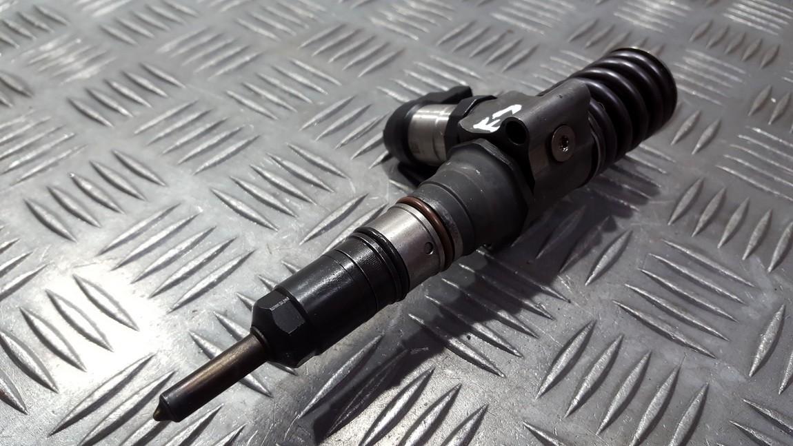 03G130073S USED Fuel Injector Volkswagen Passat 2007 2.0L EIS00302302