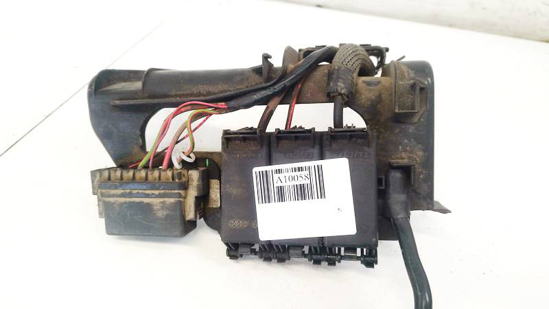 Skoda Fabia 2008 CAJA RELES -  FUSIBLES