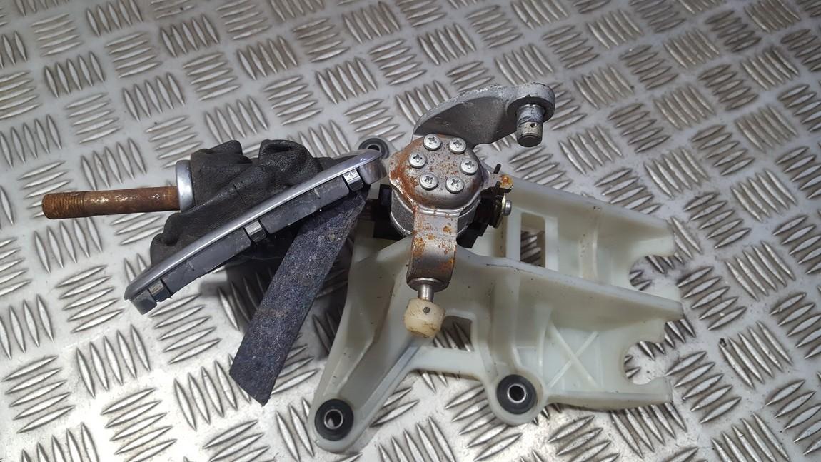 Toyota Corolla Verso 2002 Gearshift Lever Mechanical (GEAR SELECTOR UNIT)