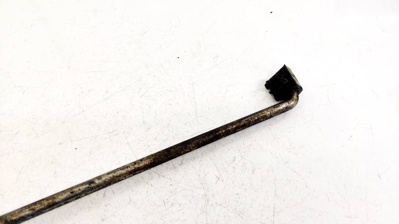 BMW X5 2002 Планка упор поддержка капота - Thumbnail 3