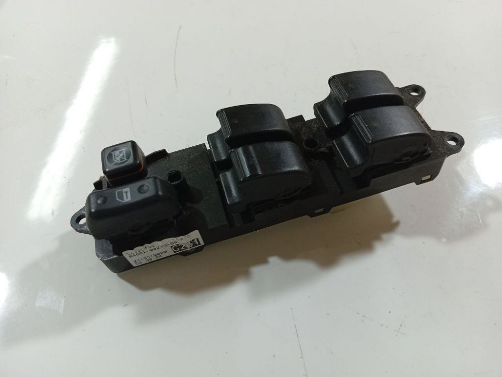 37168A98A05 Toyota Avensis 2005 Power window control (Window Regulator-Window Switch)