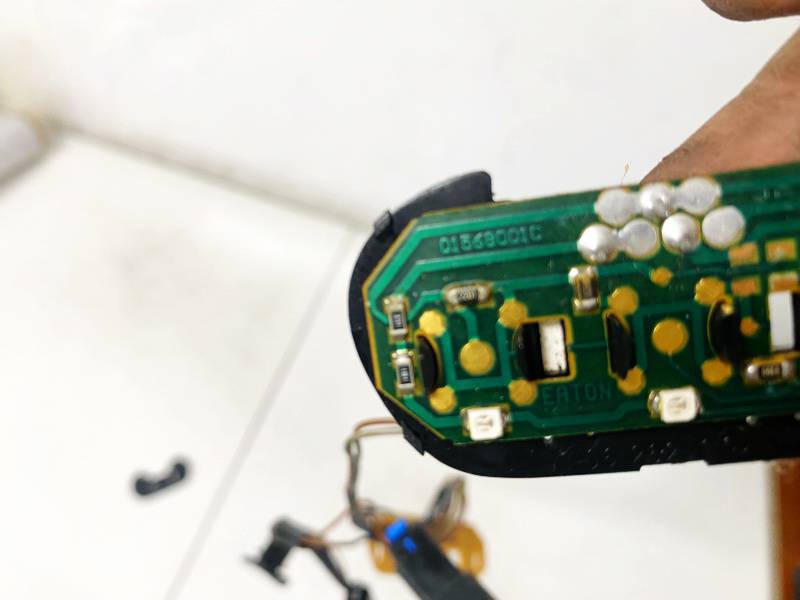 01568001C Opel Vectra 2000 Holden Steering Wheel Button - Thumbnail 4