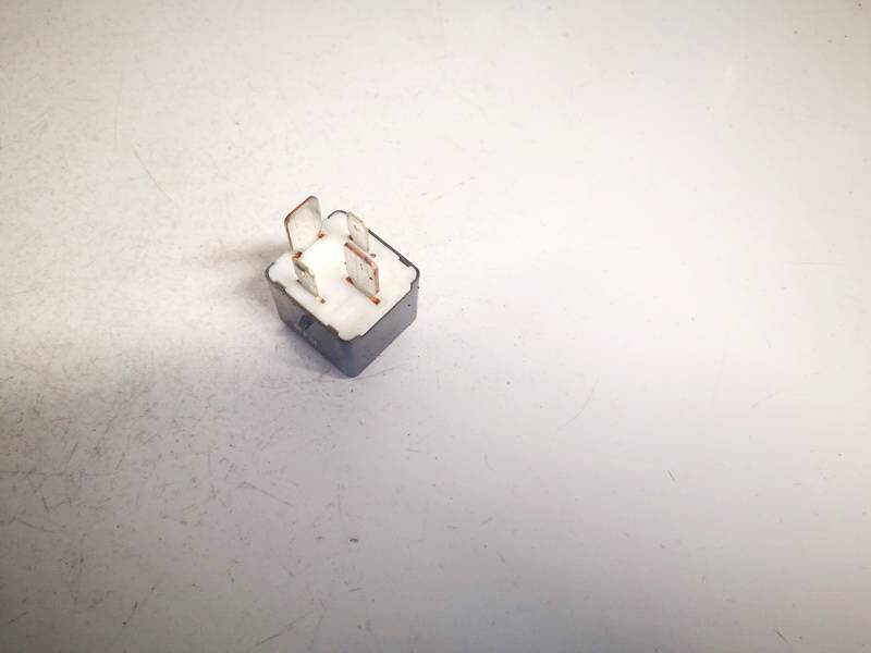 9008087030 Toyota Avensis 2008 Relay module - Thumbnail 2