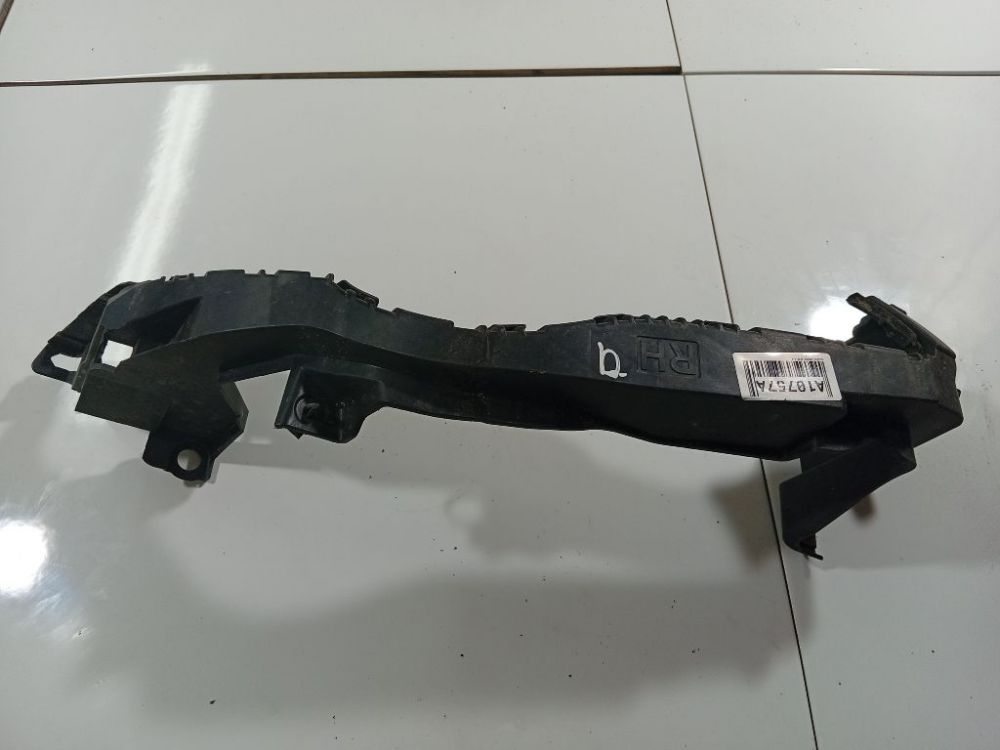 SUBARULEGACY200820 Subaru Legacy 2008 Bumper mounts (BUMPER BRACKET) - FRONT RIGHT
