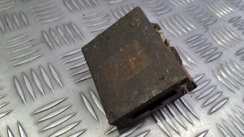 2851083G00 Nissan Terrano 1993 Inne komputery