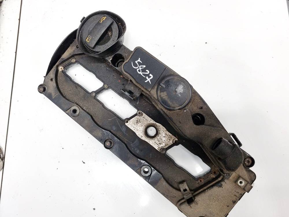 03L103469A Audi A5 2010 Pokrywa zaworów