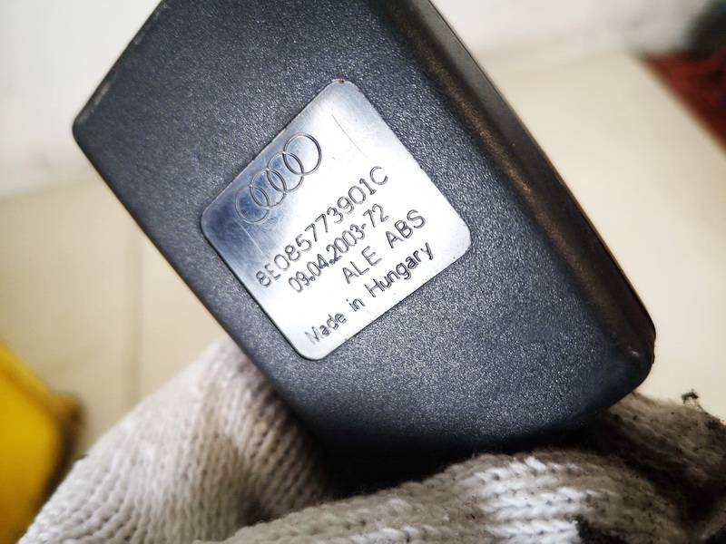 8E085773901C Audi A4 2003 Seat belt holder (Seat belt Buckle) -  REAR MIDDLE - Thumbnail 3
