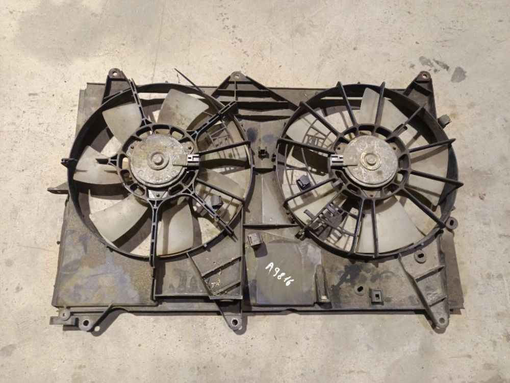 Toyota Previa 2003 Difuzorius (radiatoriaus ventiliatorius)