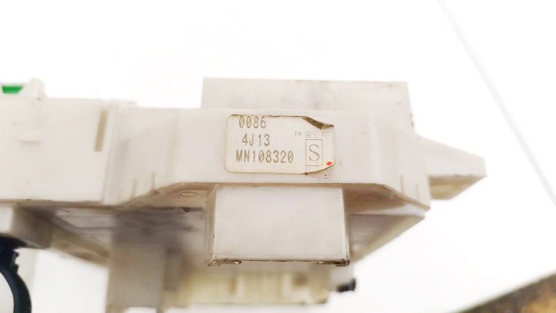 MN108320 Mitsubishi Colt 2004 Saugikliu deze - Thumbnail 3