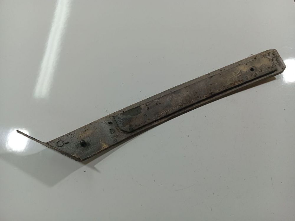 90563890 Opel Omega 1997 Spārna uzlika - AIZMUGURE PA LABI - Thumbnail 2