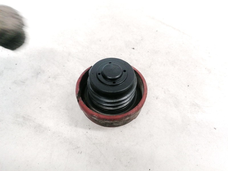 Audi 100 1991 Wewnętrzna Pokrywa Wlewu Paliwa - Thumbnail 2