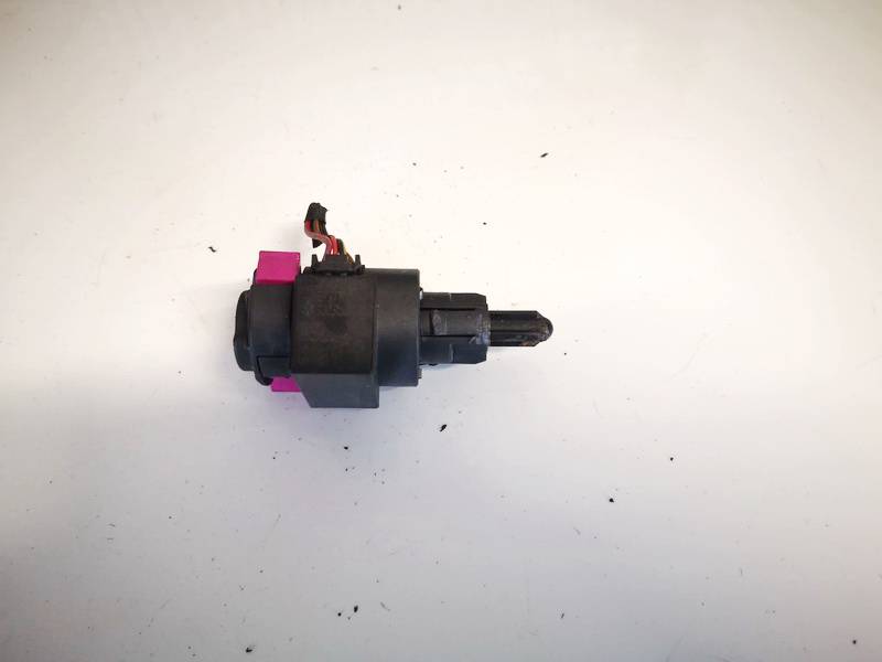 914689963 Volkswagen Phaeton 2002 Interruptor sensor del pedal de freno - Thumbnail 2