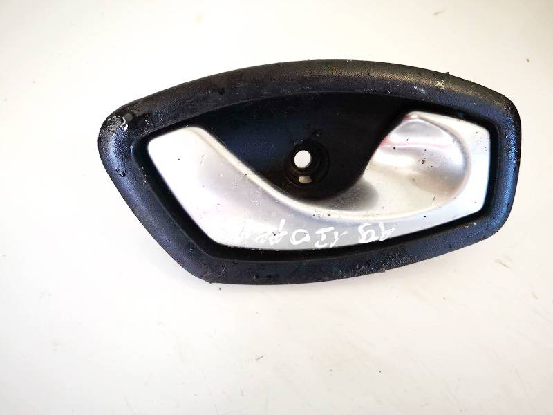 806700005R Renault Laguna 2009 Door Handle Interior - FRONT RIGHT