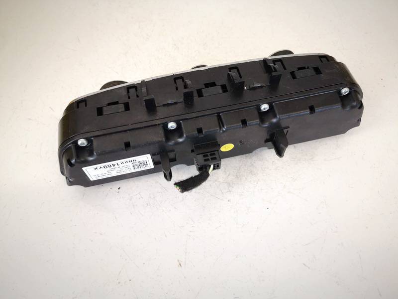98221489YX Opel Crossland X 2017 Climate Control Panel (heater control switches) - Thumbnail 2