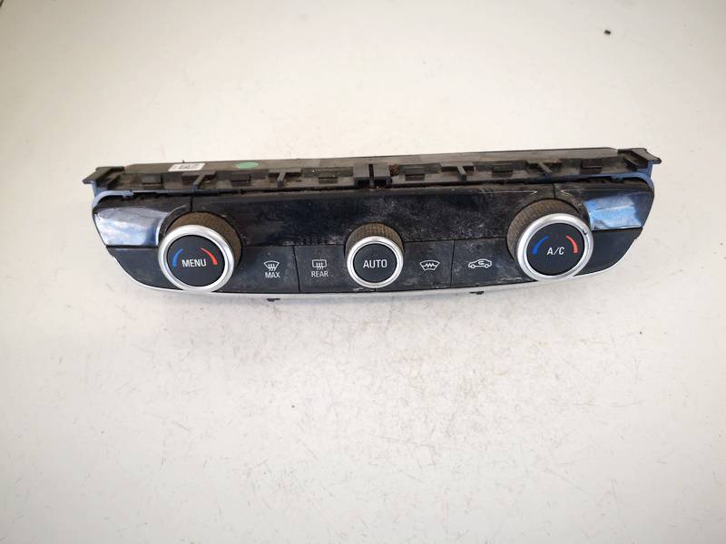 98221489YX Opel Crossland X 2017 Climate Control Panel (heater control switches)