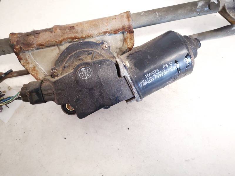 8511052090 Toyota Yaris Verso 2000 windscreen front wiper motor - FRONT