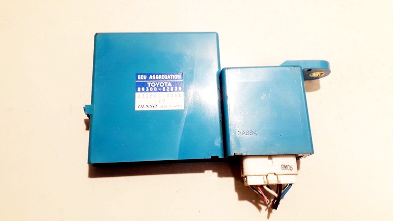 8930052030 Toyota Yaris 2010 Other computers