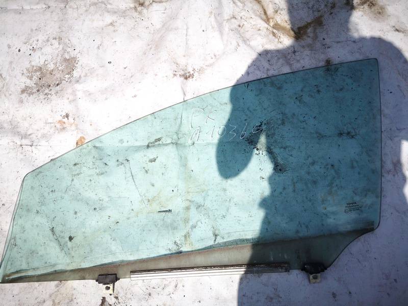 Toyota Avensis 2011 Duru stiklas P.K.