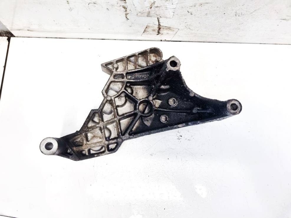 03G199207F Skoda Octavia 2006 Engine Mount Bracket and Gearbox Mount Bracket