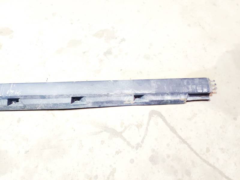 Volkswagen Passat 2006 pare-boue latéral droite - Thumbnail 3