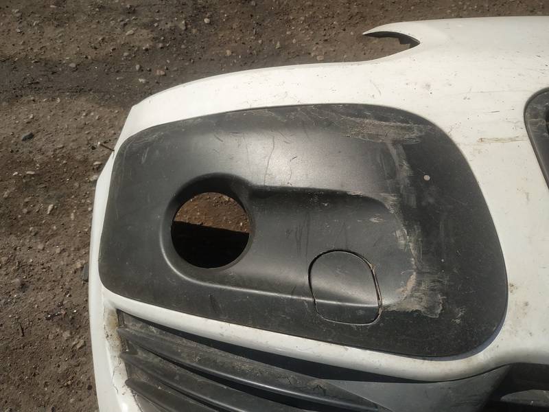 Citroen C3 Picasso 2009 Накладка переднего бампера правый