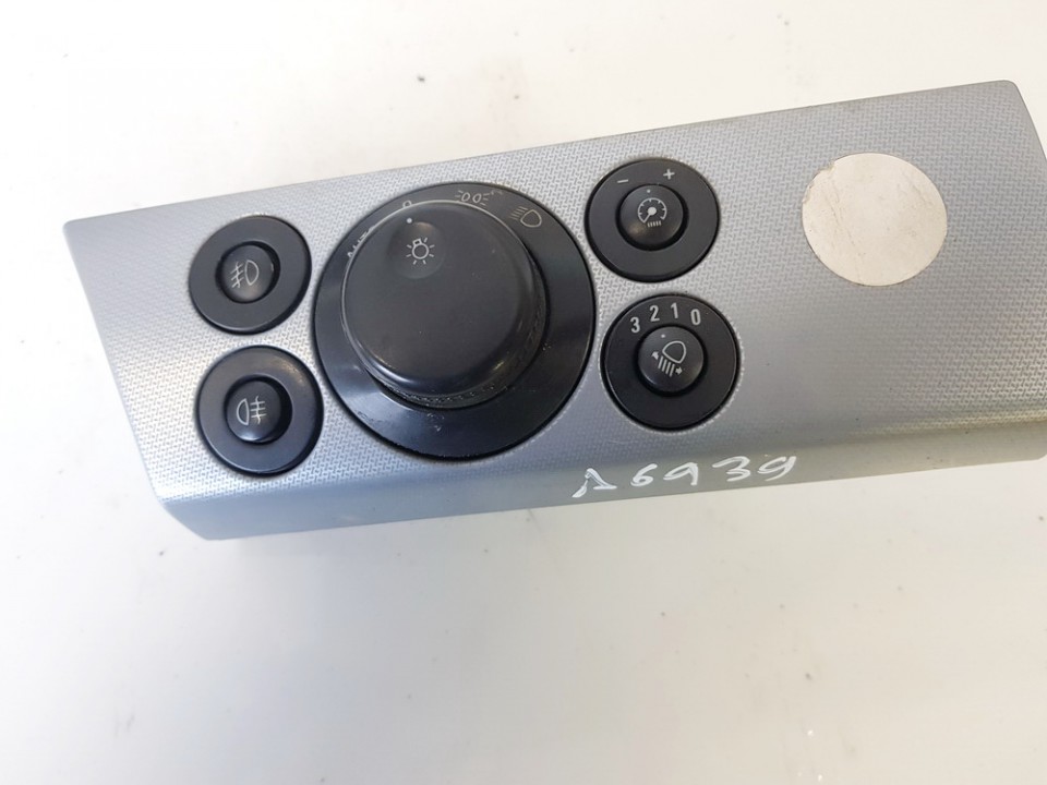 153544 Opel Astra 2006 Headlight adjuster switch (Foglight Fog Light Control Switches) - Thumbnail 2
