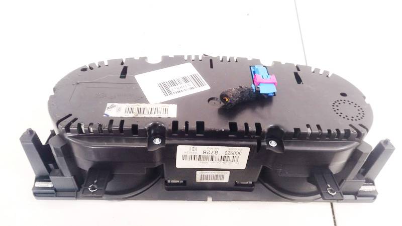 3C0920872B Volkswagen Passat 2010 Spidometras - prietaisu skydelis - Thumbnail 2