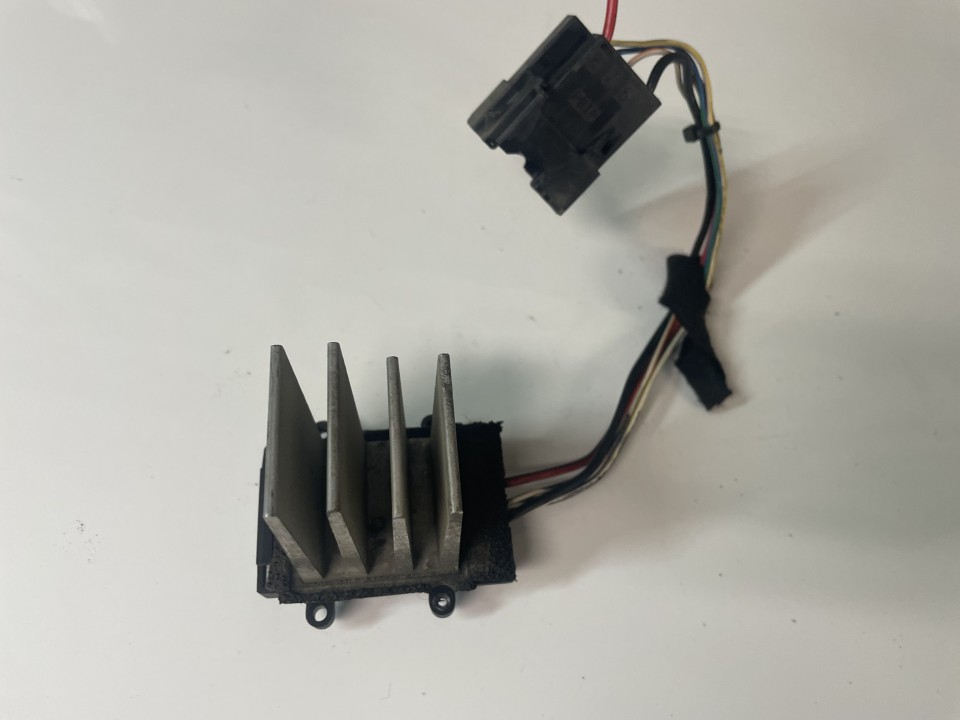 5468160 4117768 Heater Resistor (Heater Blower Motor Resistor toga virilis パンツ 46