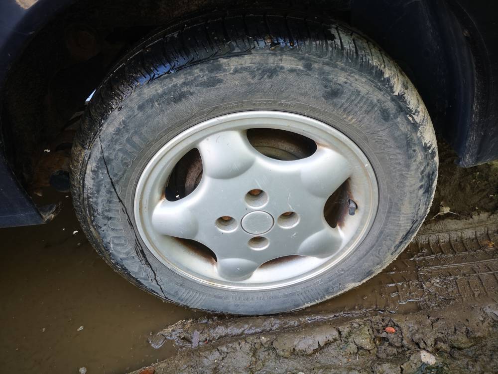 4X100 Renault Megane 2000 Lietie riteņu komplekts R14 - Thumbnail 2