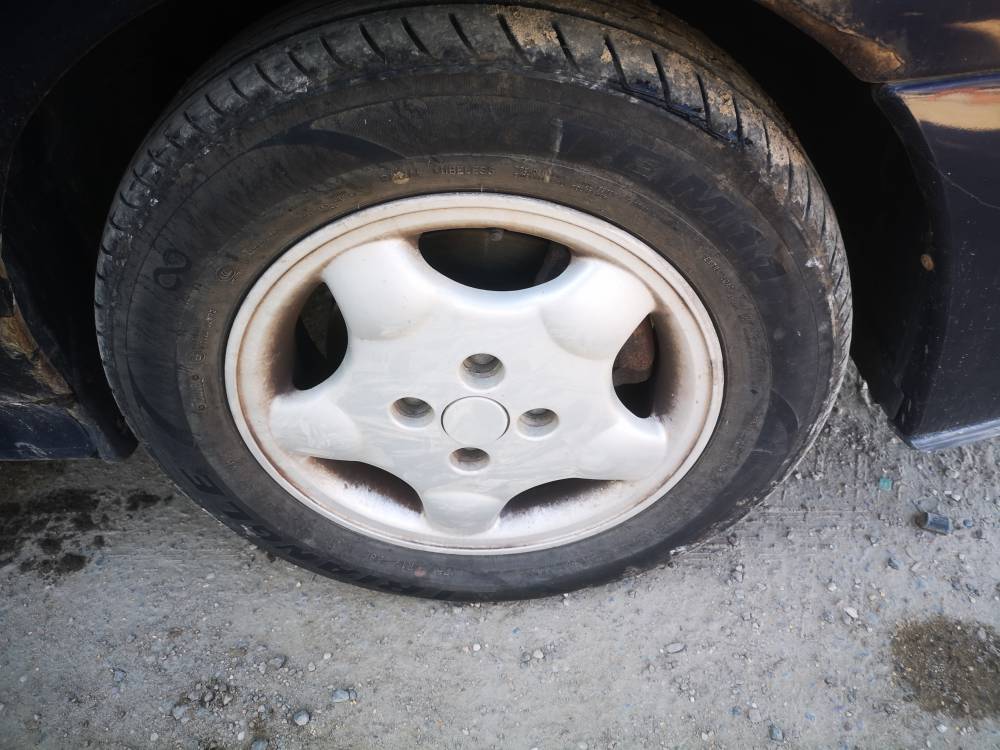 4X100 Renault Megane 2000 Lietie riteņu komplekts R14 - Thumbnail 3