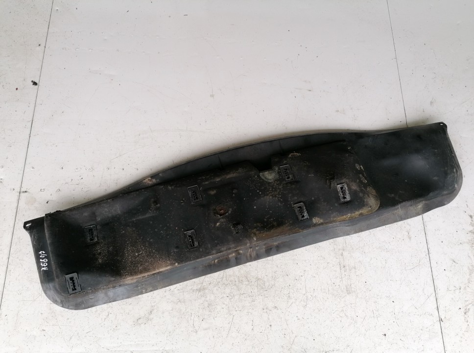 7M3819525B Ford Galaxy 2001 Wiper Muolding - FRONT