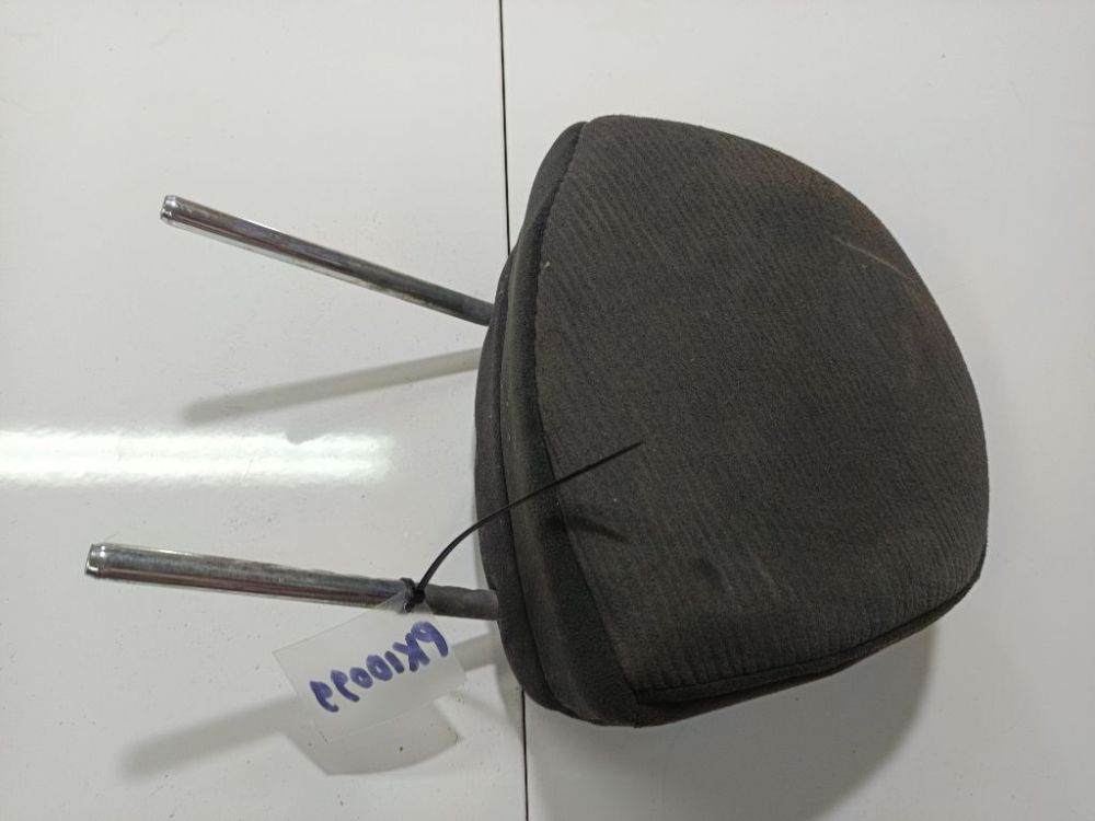 Nissan Primera 2003 Seat headrest